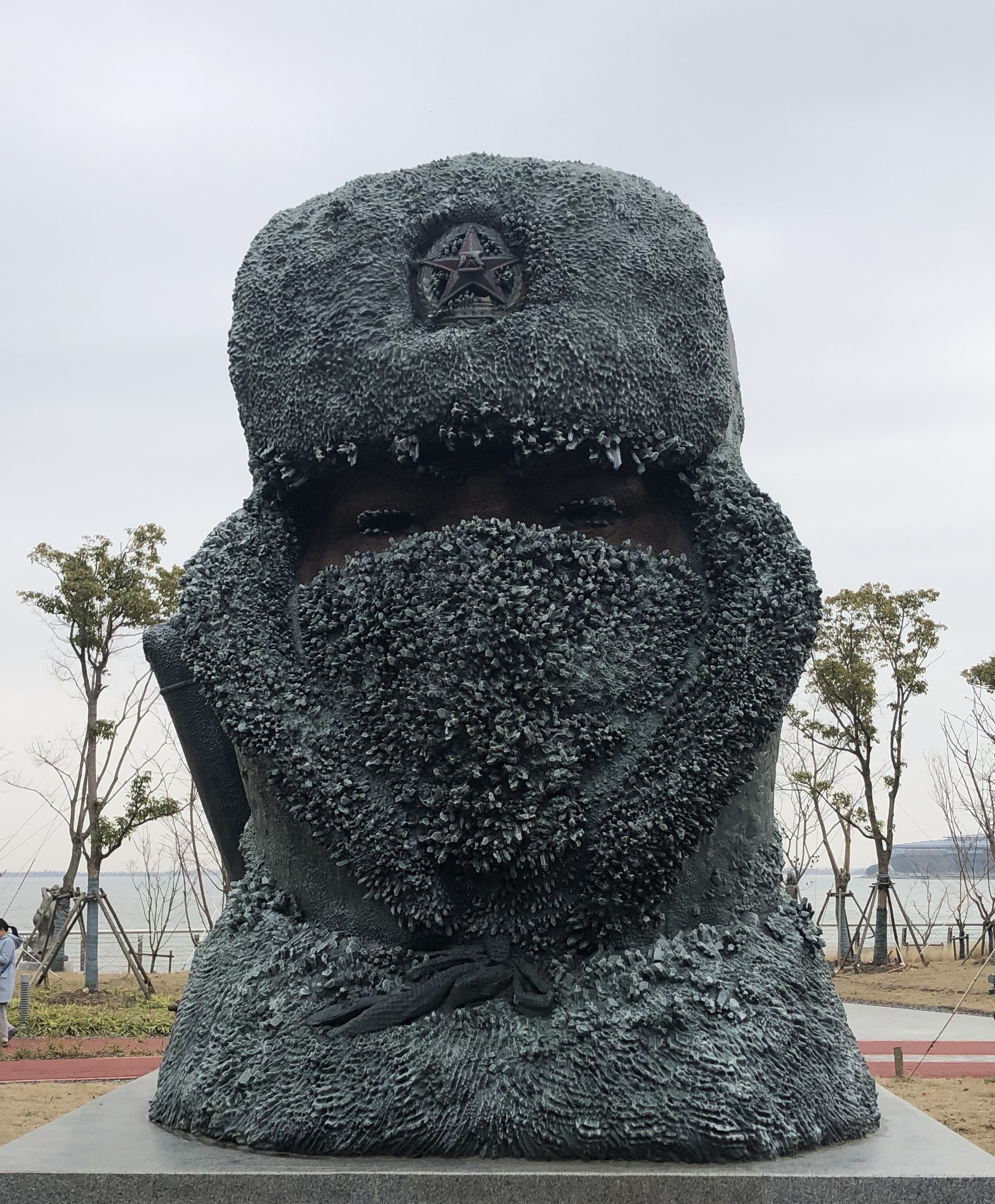 《滴水湖中国名家主题雕塑园》雕塑作品摄影(图40) 《滴水湖中国名家主题雕塑园》雕塑作品摄影(图40)