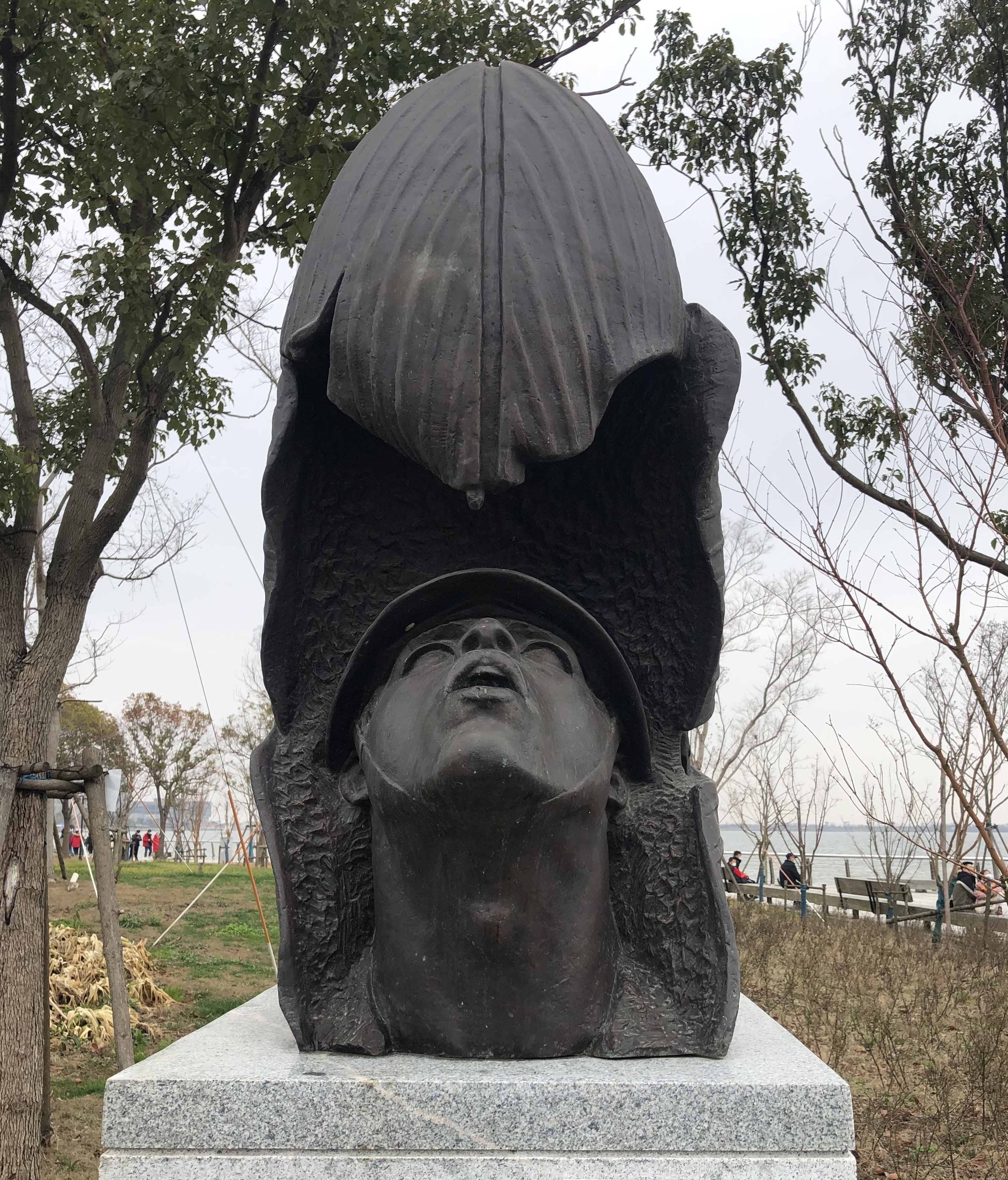 《滴水湖中国名家主题雕塑园》雕塑作品摄影(图37) 《滴水湖中国名家主题雕塑园》雕塑作品摄影(图37)