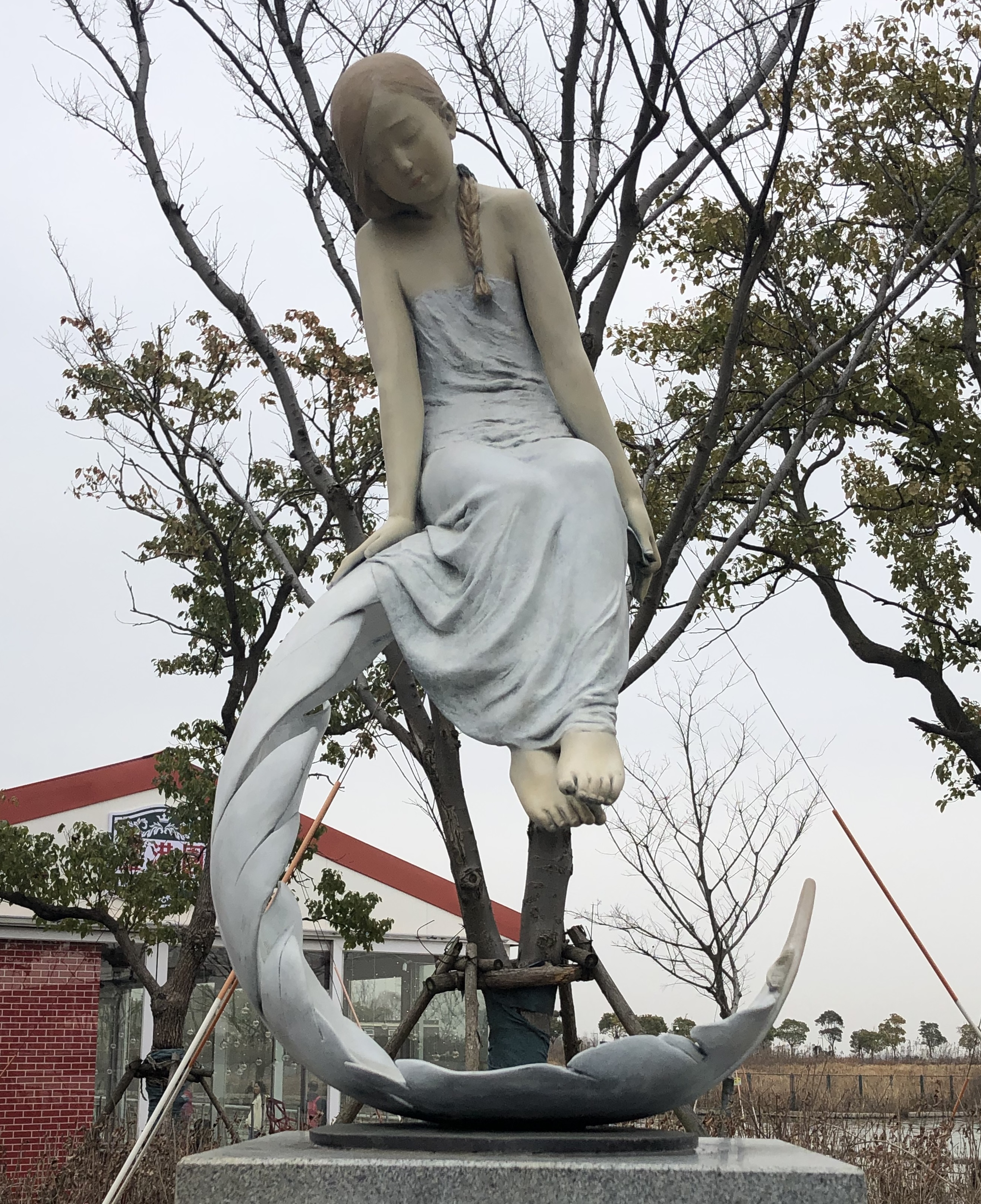 《滴水湖中国名家主题雕塑园》雕塑作品摄影(图17) 《滴水湖中国名家主题雕塑园》雕塑作品摄影(图17)